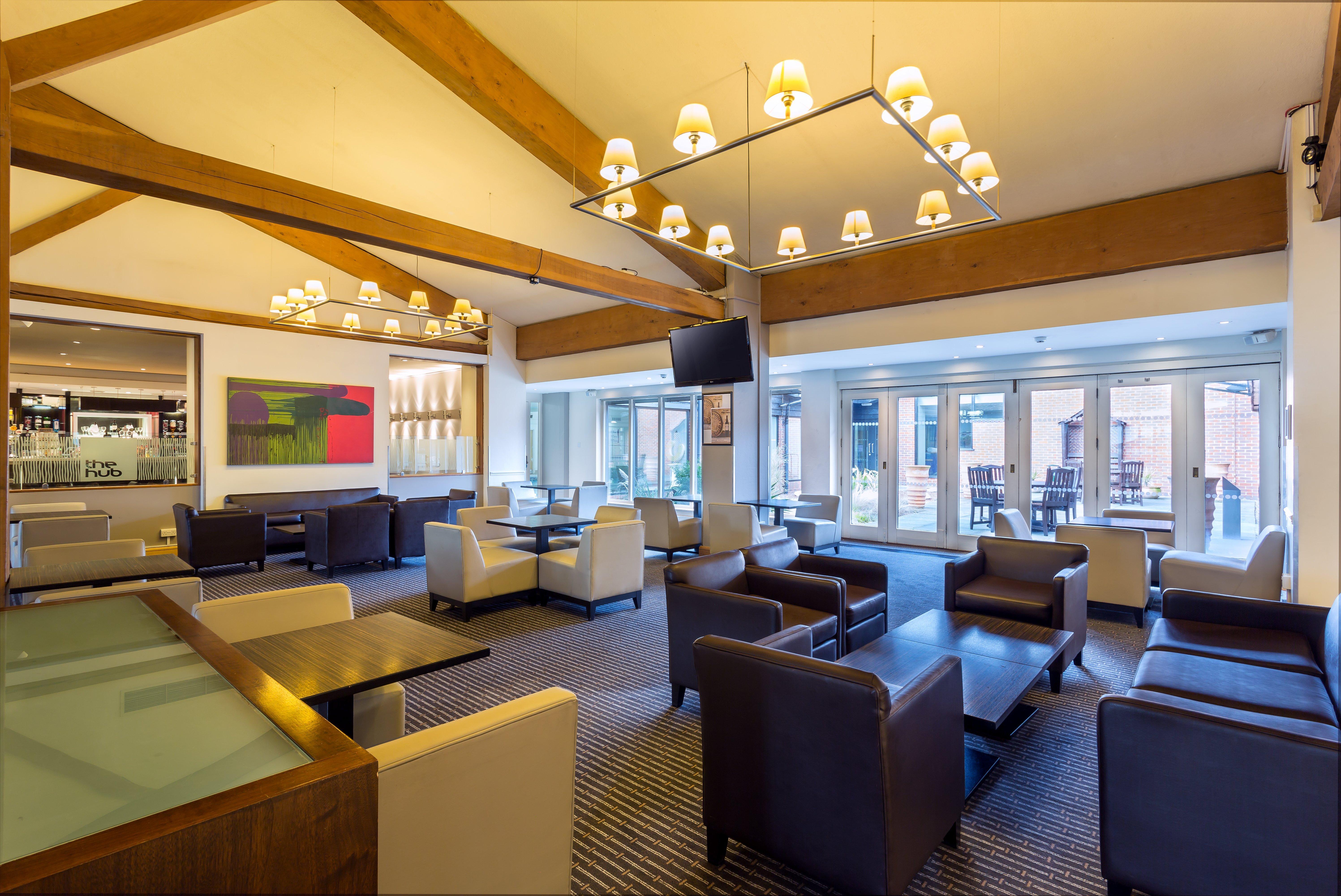 Holiday Inn Cambridge By Ihg Girton  Exterior foto