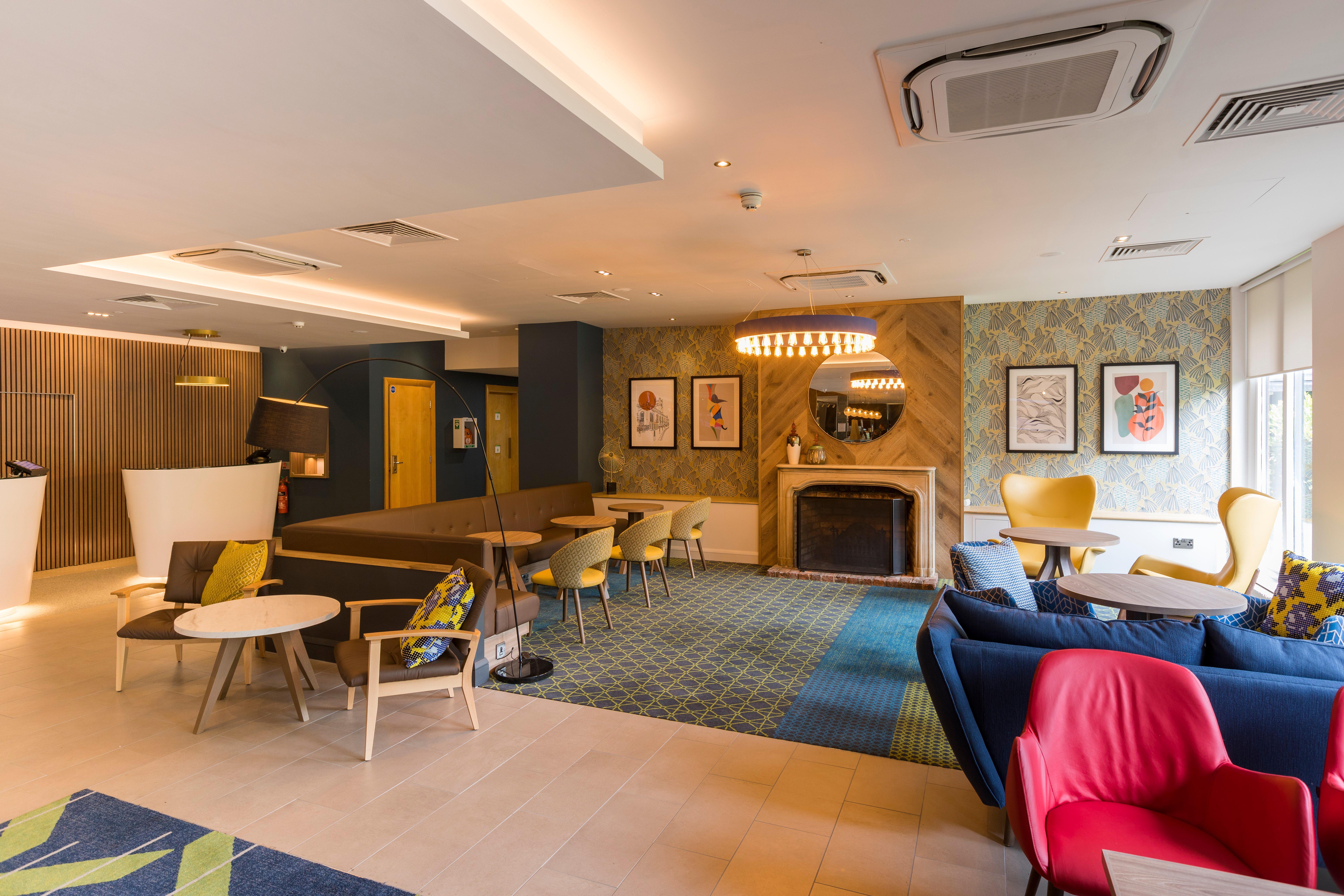 Holiday Inn Cambridge By Ihg Girton  Exterior foto