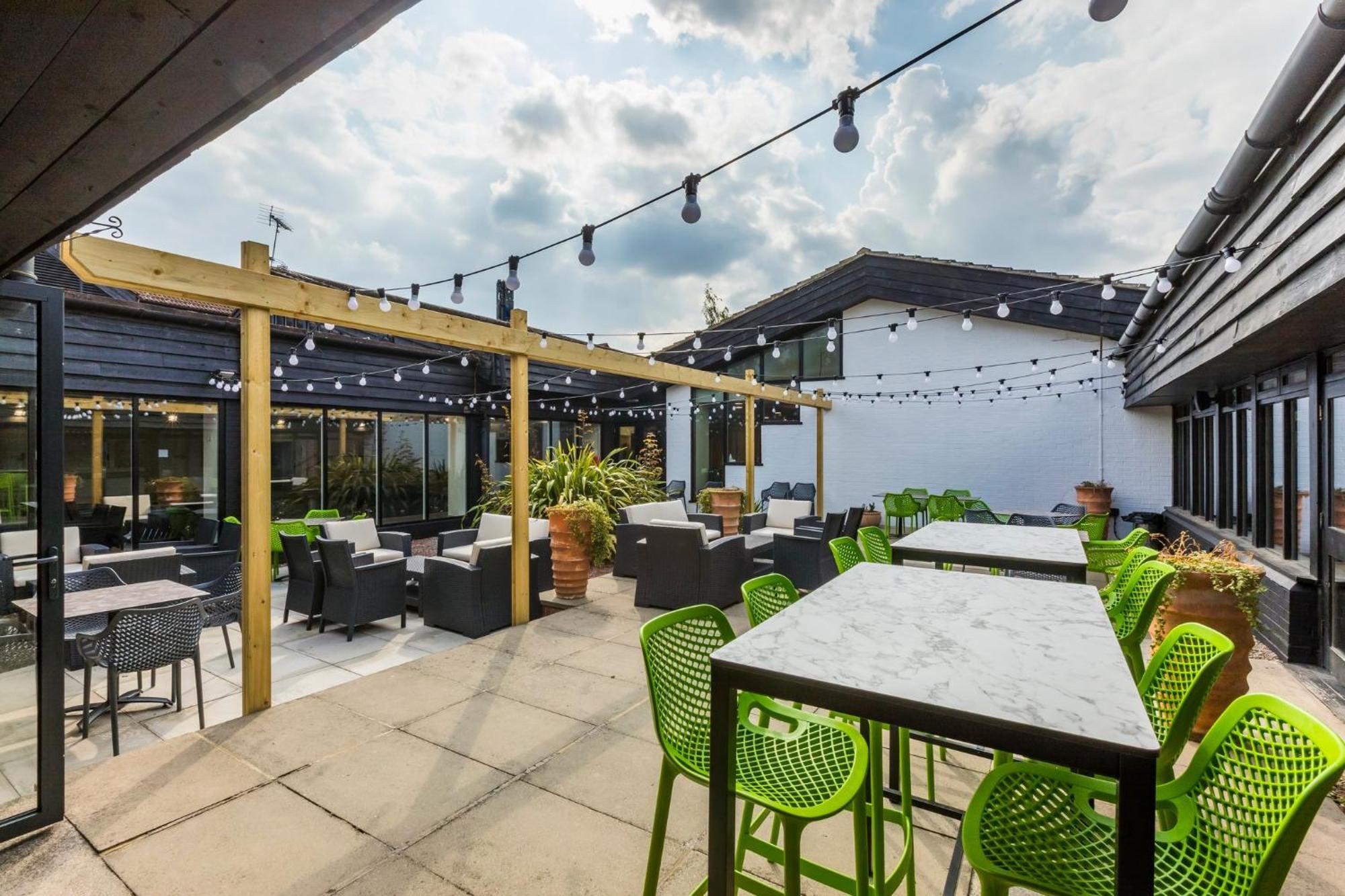 Holiday Inn Cambridge By Ihg Girton  Exterior foto