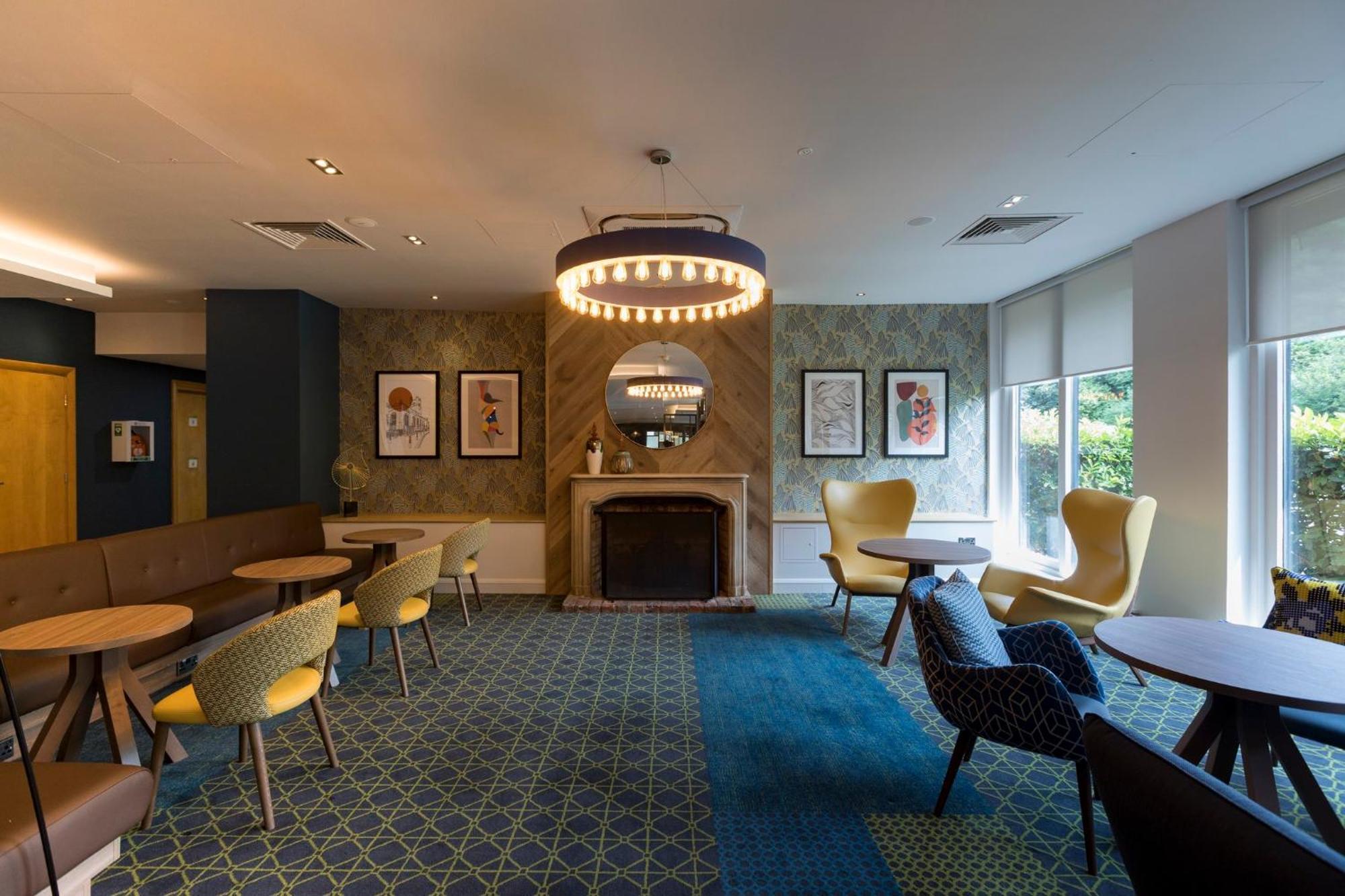 Holiday Inn Cambridge By Ihg Girton  Exterior foto